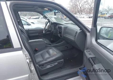 2004 Ford Explorer Sport Trac Adrenalin/Xls/Xlt z USA, uszkodzony, nr VIN 1FMZU77K54UB72899
